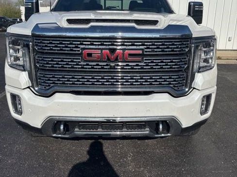 Used 2023 GMC Sierra 3500 Denali w/ Denali Ultimate Package image 2