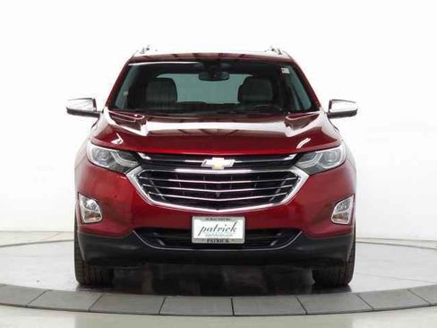 Used 2019 Chevrolet Equinox Premier image 2