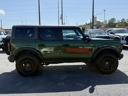 Used 2023 Ford Bronco Wildtrak AWD/4WD image 11