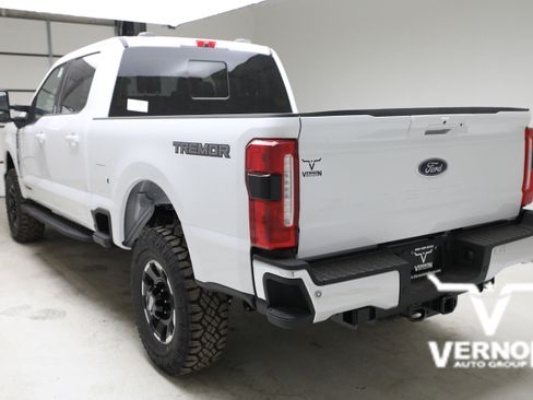 New 2026 Ford F250 Lariat AWD/4WD image 3