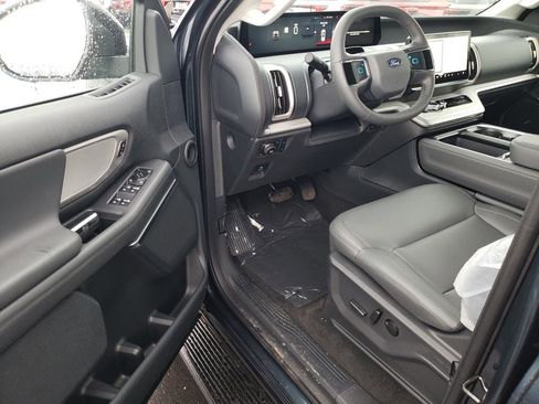 New 2026 Ford Expedition Max Active image 6