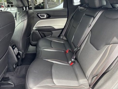 Used 2023 Jeep Compass Limited AWD/4WD image 15