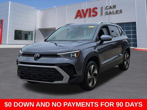 Used 2025 Volkswagen Taos SE AWD/4WD image 1