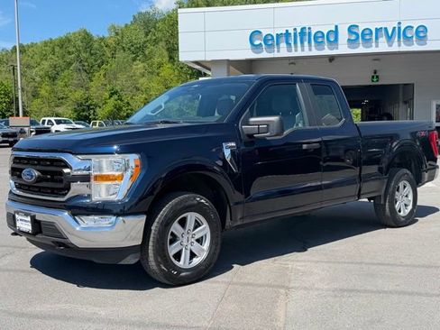 Used 2022 Ford F150 XLT w/ Trailer Tow Package AWD/4WD image 4