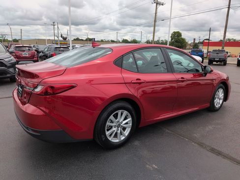 Certified 2025 Toyota Camry LE FWD image 5
