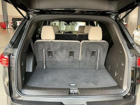 Used 2023 Chevrolet Traverse LS w/ Safety Package AWD/4WD image 23