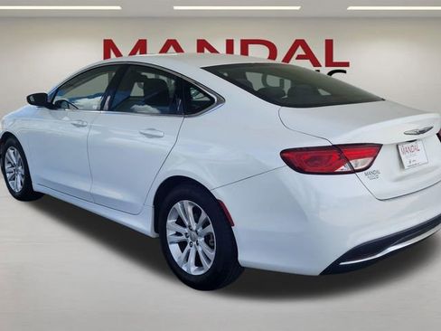 Used 2016 Chrysler 200 Limited FWD image 7
