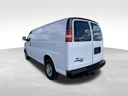 Used 2014 Chevrolet Express 2500 RWD image 8