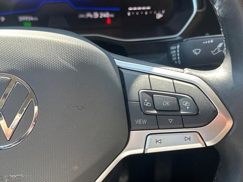 Used 2024 Volkswagen Jetta SE image 23