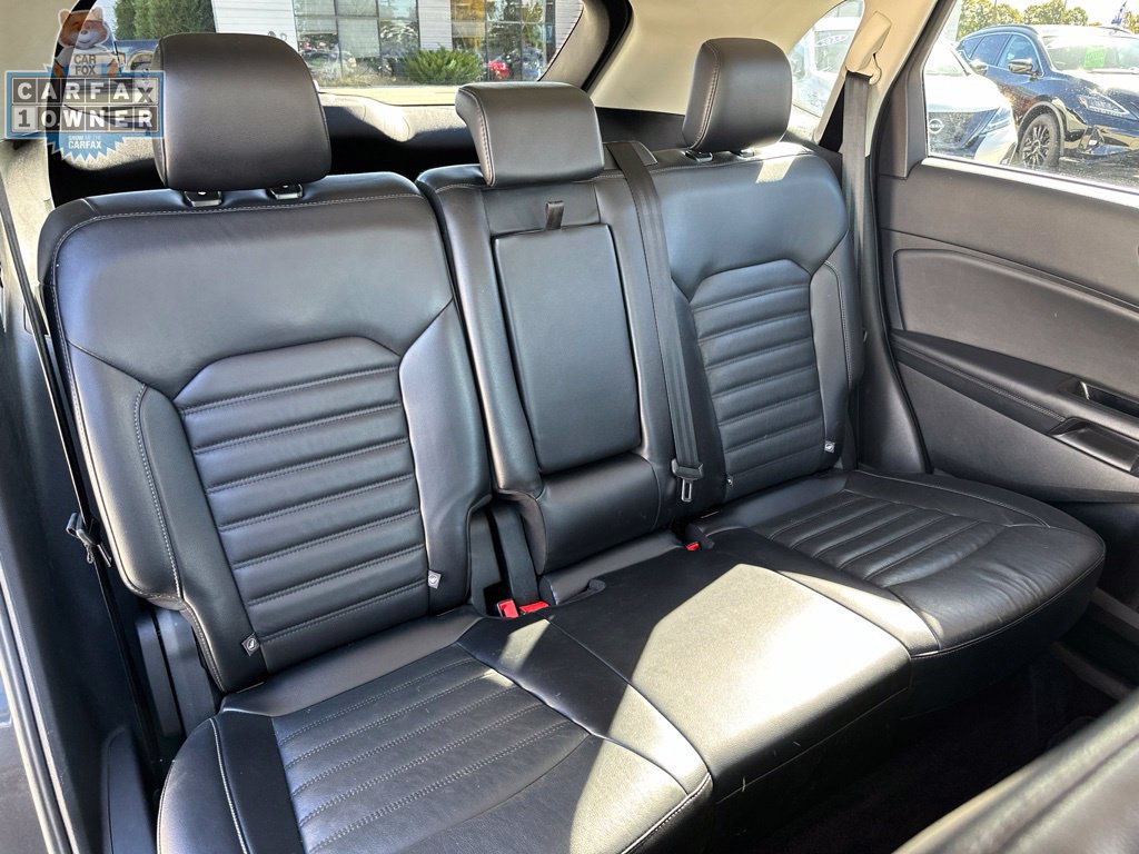 Used 2016 Ford Edge SEL w/ Equipment Group 201A AWD/4WD image 15