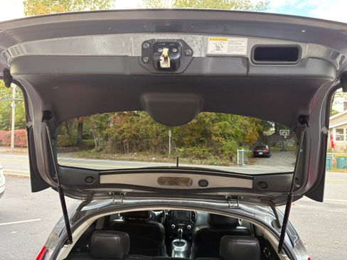 Used 2013 Nissan Juke SL image 16