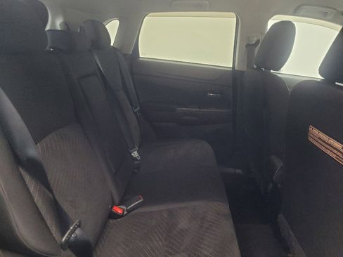 Used 2015 Mitsubishi Outlander Sport SE AWD/4WD image 19