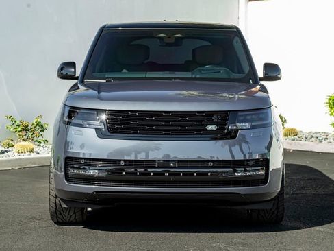 Used 2024 Land Rover Range Rover Autobiography AWD/4WD image 3