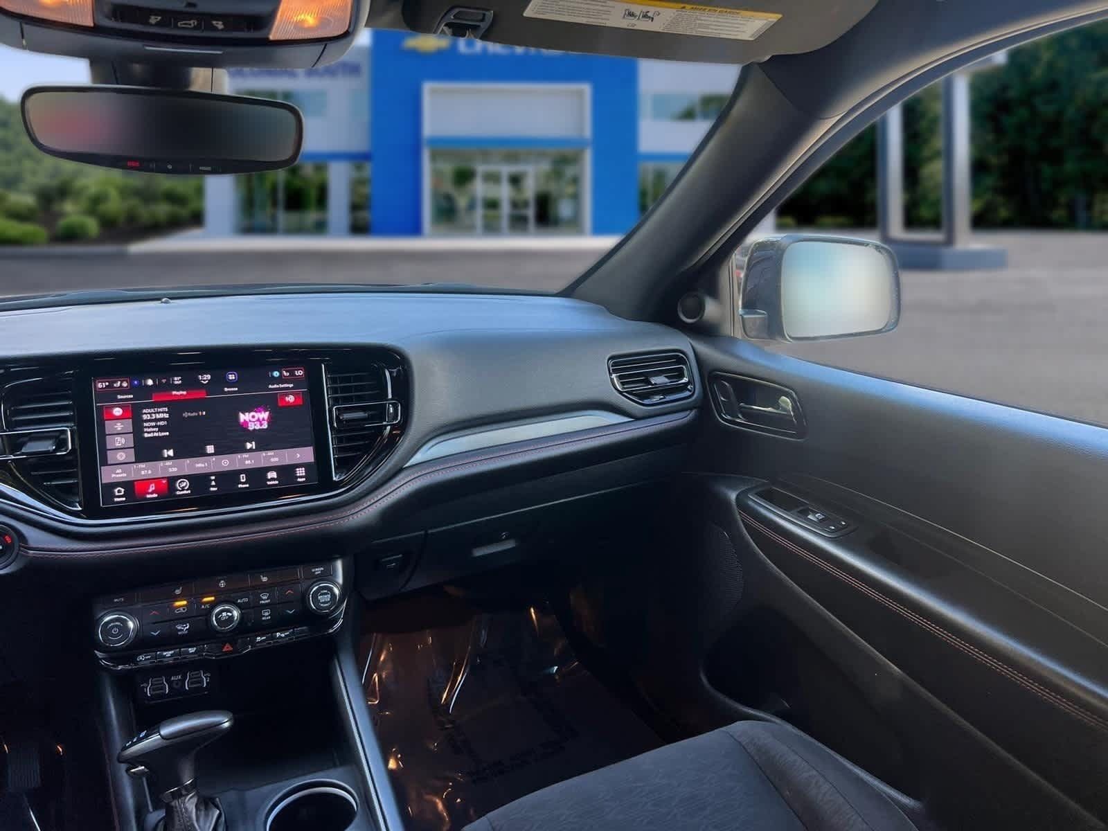 Used 2025 Dodge Durango GT AWD/4WD image 33