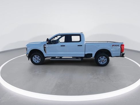 New 2026 Ford F250 XLT w/ FX4 Off-Road Package image 5
