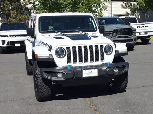Used 2023 Jeep Wrangler Unlimited Rubicon 4xe w/ Cold Weather Group AWD/4WD image 3