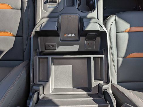 New 2026 GMC Sierra 2500 AT4 AWD/4WD image 15