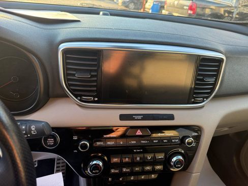 Used 2022 Kia Sportage SX image 28