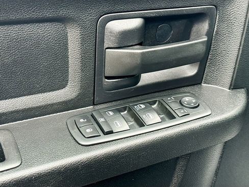 Used 2013 RAM 1500 Express image 20