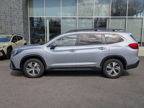 Used 2025 Subaru Ascent Premium AWD/4WD image 6