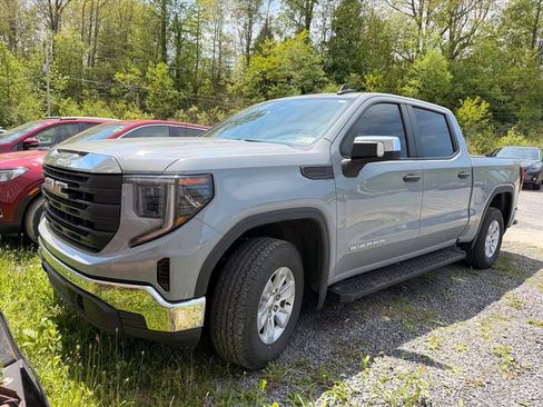 Used 2024 GMC Sierra 1500 Pro w/ Pro Value Package AWD/4WD image 2