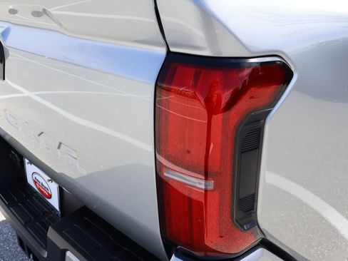 Certified 2025 Toyota Tacoma SR5 image 9