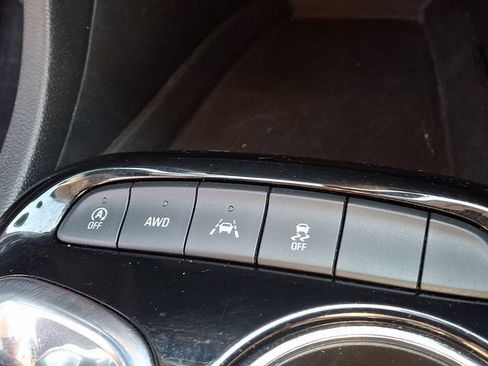 Used 2023 Buick Encore GX Preferred w/ Cold Weather Comfort Package AWD/4WD image 34
