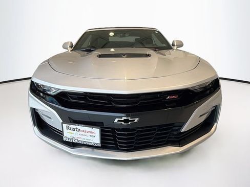 Used 2019 Chevrolet Camaro SS RWD image 2