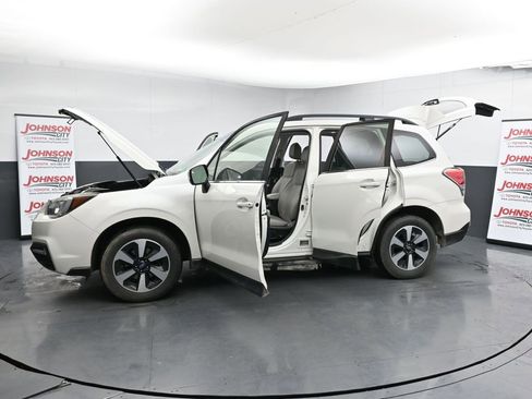 Used 2018 Subaru Forester 2.5i Limited image 41