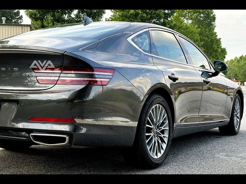 Used 2023 Genesis G80 2.5T image 14
