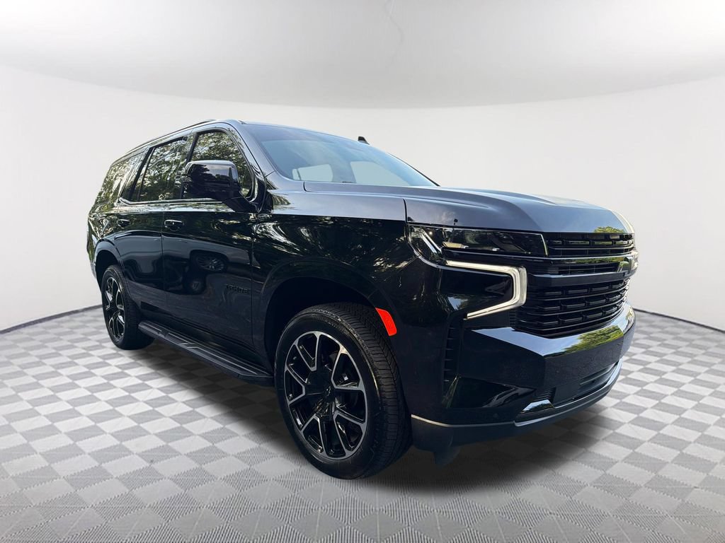Used 2024 Chevrolet Tahoe RST w/ Luxury Package RWD image 3
