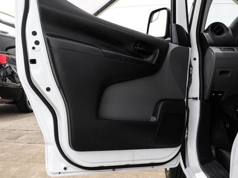 Used 2021 Nissan NV200 S w/ Back Door Glass Package FWD image 35