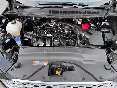 Used 2023 Ford Edge SEL image 9