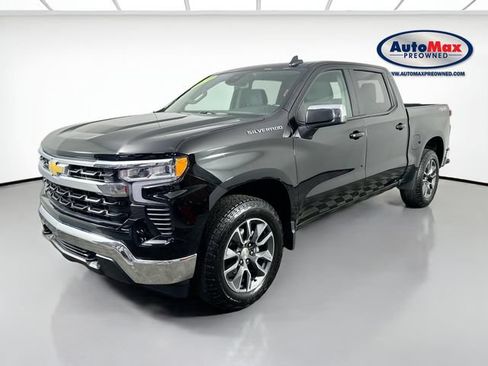 Used 2024 Chevrolet Silverado 1500 LT AWD/4WD image 4