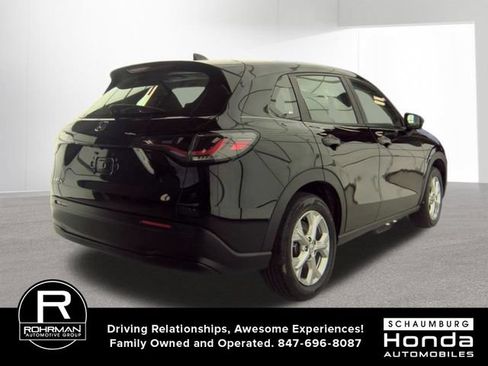 Used 2024 Honda HR-V LX image 7
