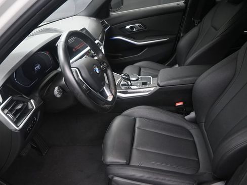 Used 2021 BMW 330i Sedan w/ Convenience Package RWD image 12