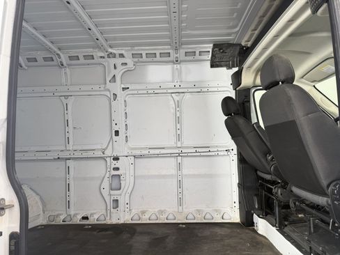 Used 2023 RAM ProMaster 2500 FWD image 10
