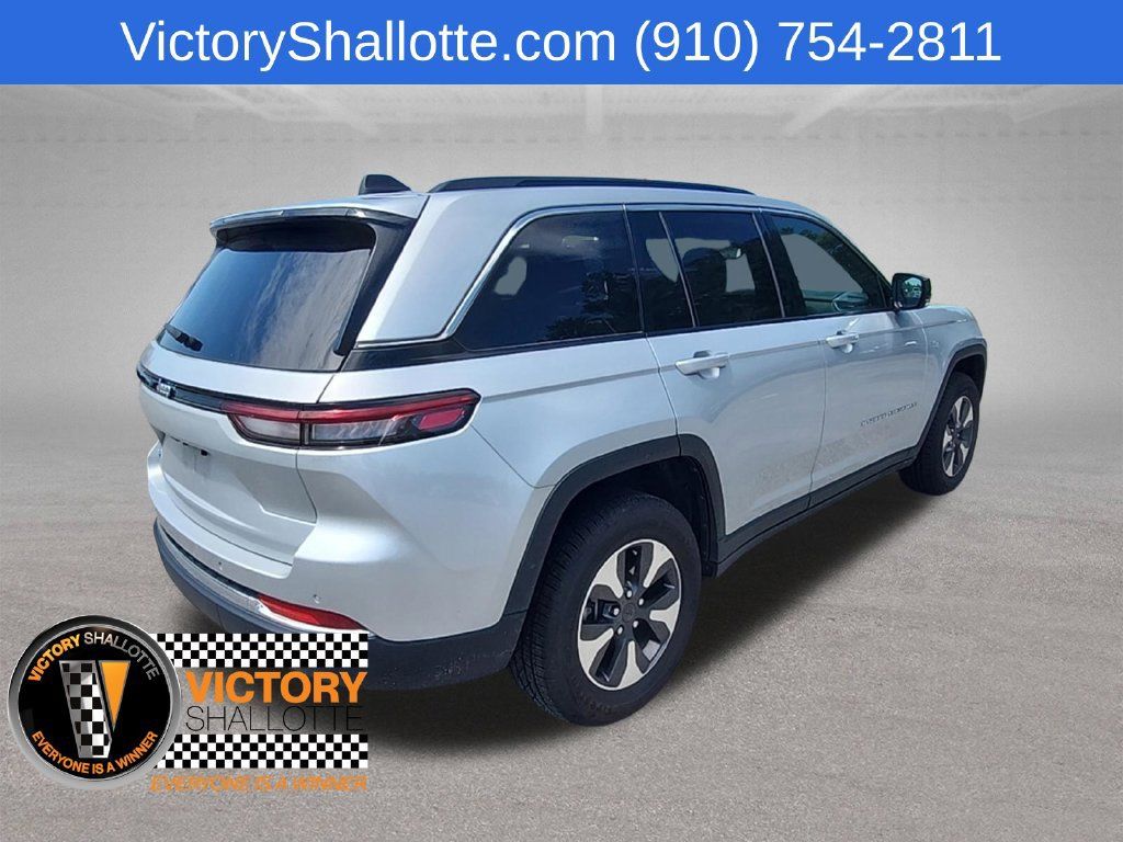 Certified 2024 Jeep Grand Cherokee Limited 4xe AWD/4WD image 35