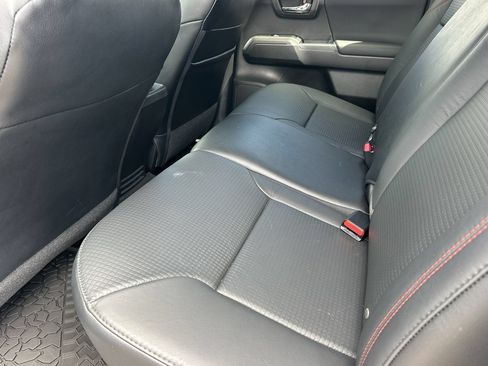 Used 2021 Toyota Tacoma TRD Pro AWD/4WD image 12