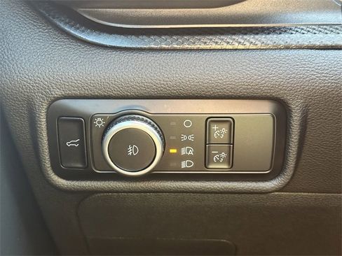 Used 2024 Ford Explorer ST-Line w/ Class IV Trailer Tow Package image 31