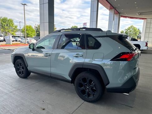 Used 2020 Toyota RAV4 TRD Off-Road w/ TRD Off-Road Weather Package AWD/4WD image 4