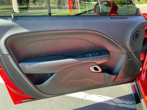 Used 2019 Dodge Challenger R/T Scat Pack w/ Shaker Package image 36