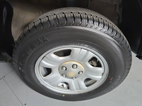 Used 1999 Toyota RAV4 4WD 4-Door image 12