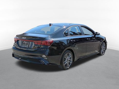 Used 2023 Kia Forte GT-Line w/ GT-Line Premium Package image 3