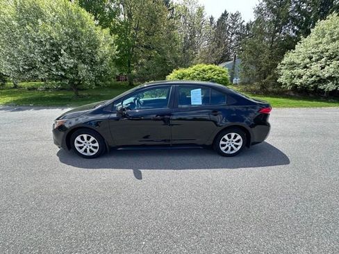 Used 2023 Toyota Corolla LE FWD image 6