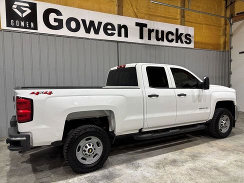 Used 2019 Chevrolet Silverado 2500 W/T AWD/4WD image 6