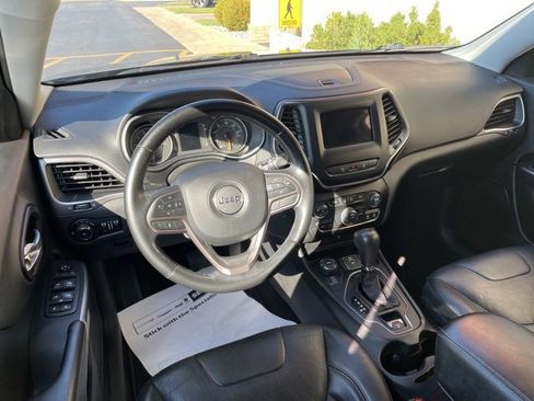 Certified 2020 Jeep Cherokee Latitude Lux w/ Quick Order Package 26H Lux image 20