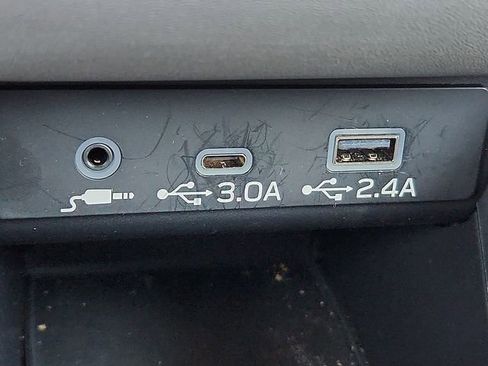 Certified 2025 Subaru Outback Premium image 19