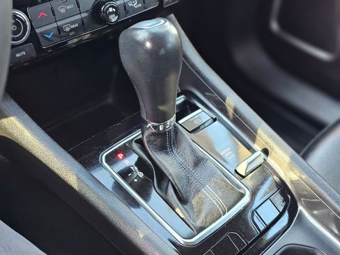 Used 2022 Jeep Compass Latitude image 15