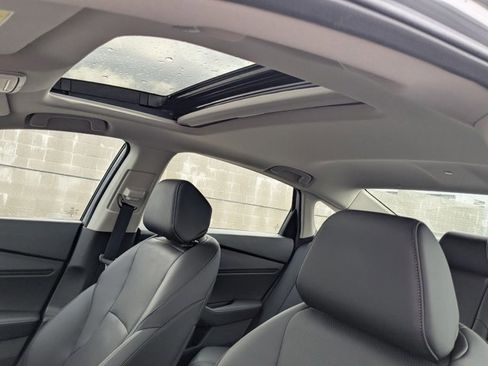 Used 2025 Honda Accord Touring image 14